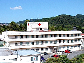 嘉麻赤十字病院外観